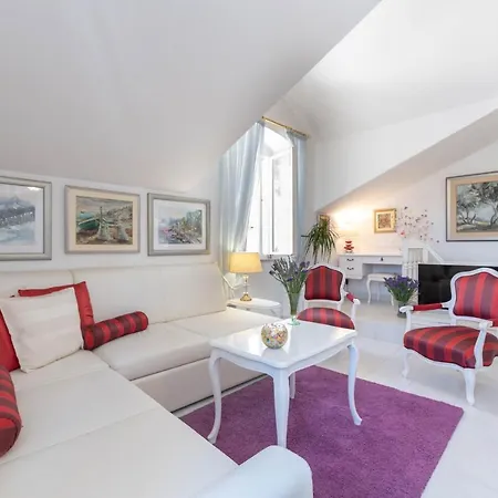 Apartment Rosana - In Port Of Hvar *