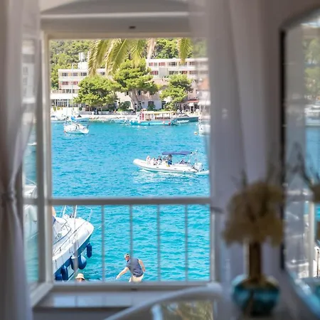 Rosana - Zf Hvar Hvar Town