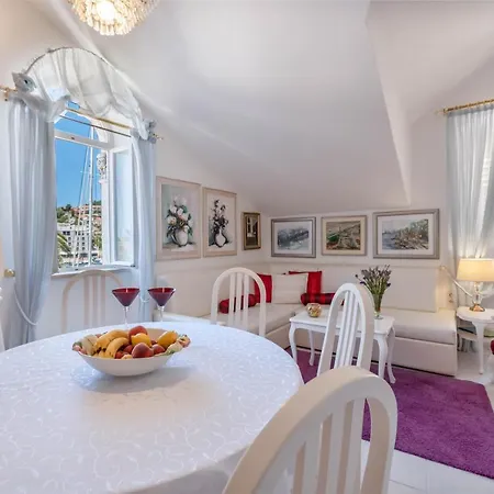 Apartment Rosana - In Port Of Hvar * 흐바르