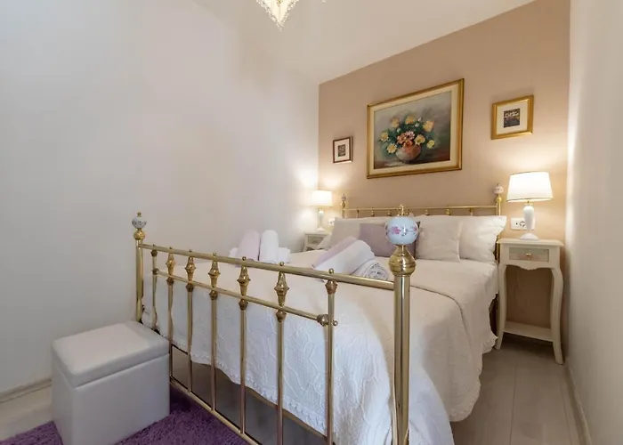 Rosana - In Port Of Hvar Appartement