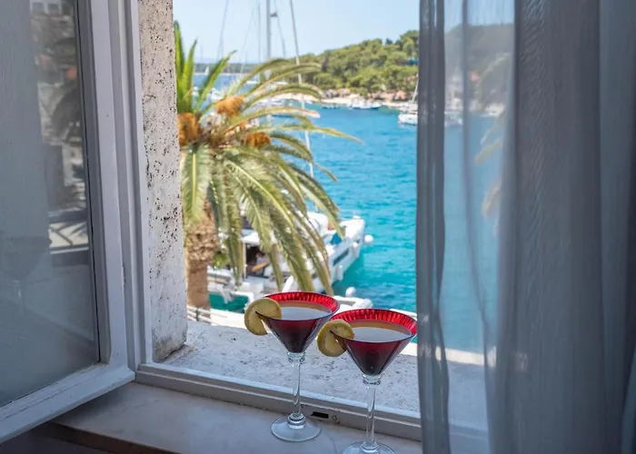 Rosana - In Port Of Hvar * Hvar Town