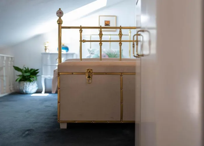 Rosana - In Port Of Hvar * Hvar Town